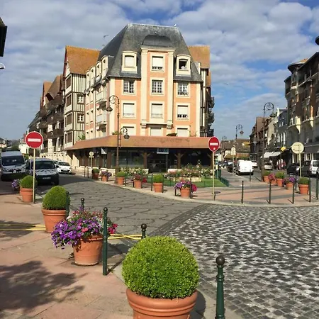 Coeur Deauville Grand 3 Pieces Avec Parking Buitenkant foto