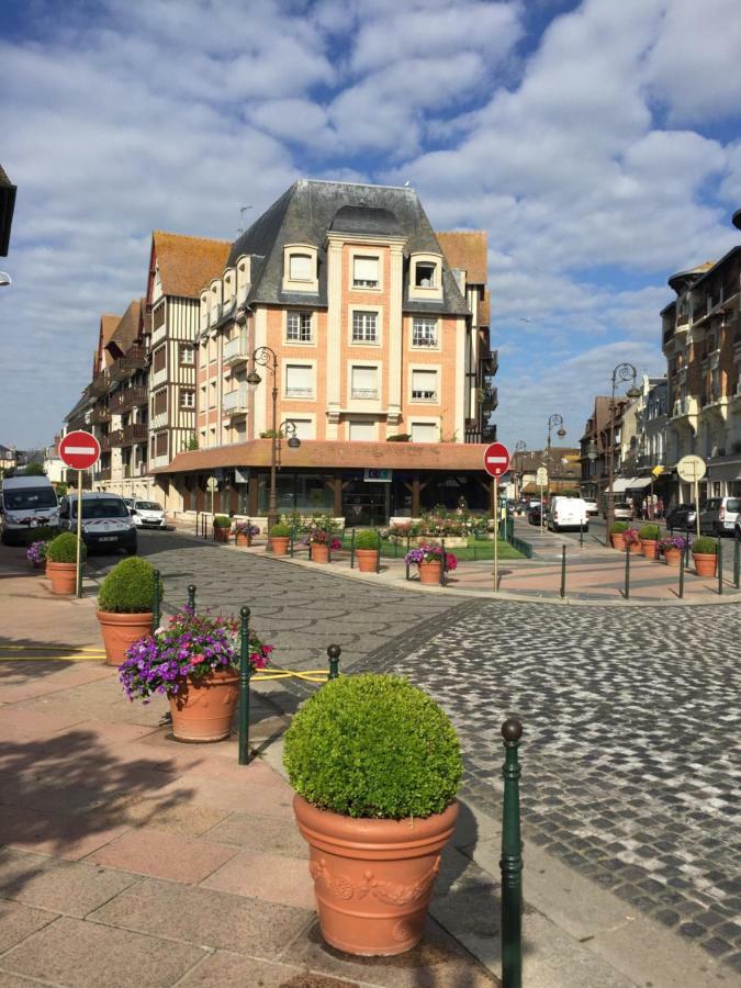Coeur Grand 3 Pieces Avec Parking Appartement *